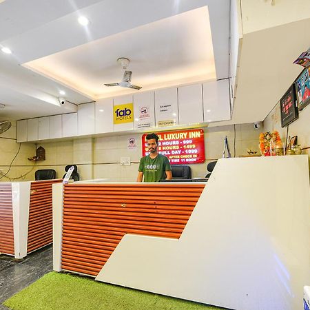 Fabhotel Luxury Inn Near Adarsh Nagar Metro Delhi  Ngoại thất bức ảnh